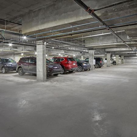 フォー ポインツ バイ シェラトン エドモントン ウェスト エクステリア 写真